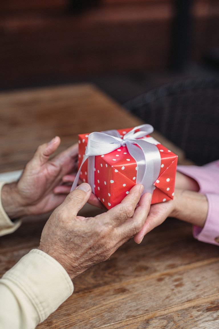 gifts for elderly parents